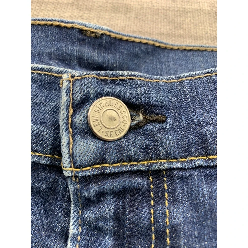 Levi's 513 Jeans Men 38x30 Blue Denim Medium Wash Slim Fit Straight Leg Mid Rise